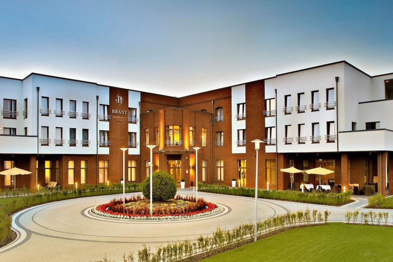 Mercure Wiazowna Brant Екстериор снимка