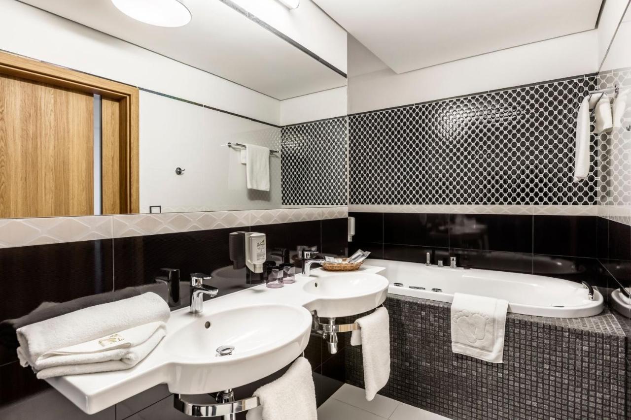 Mercure Wiazowna Brant Екстериор снимка